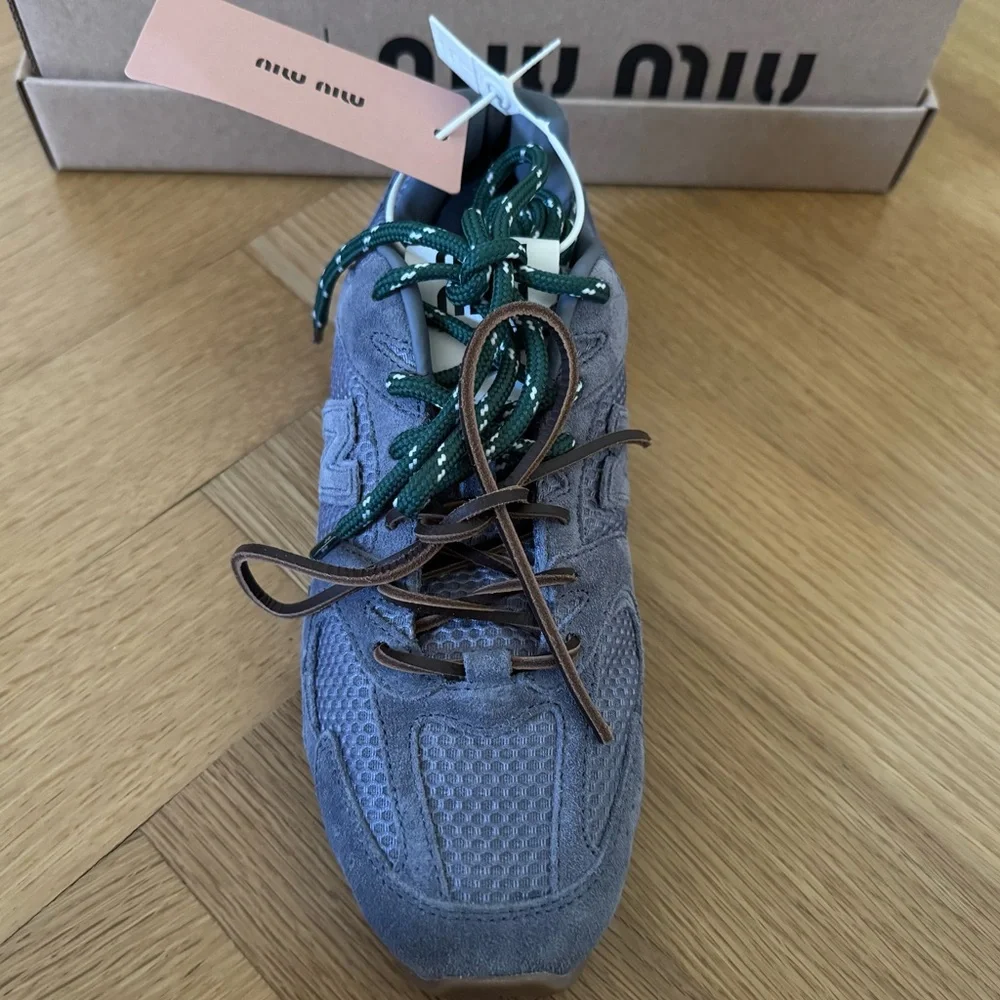 Miu Miu X New Balance 530 SL Sneakers - Picture 7 of 12